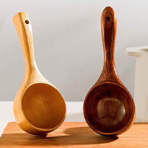 Japanese-style large soup spoon for eating Luosifen, wooden