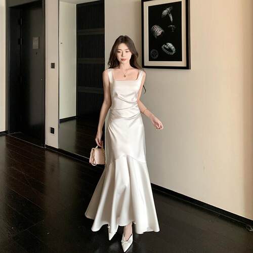 但你butyou白色缎面吊带连衣裙女夏季鱼尾长款订婚聚会宴会小礼服