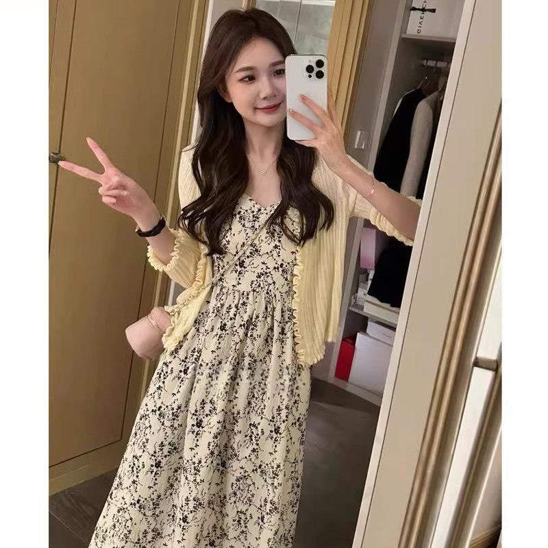 碎花吊带连衣裙+短款开衫套装女夏季新款小个子茶歇显瘦气质长裙
