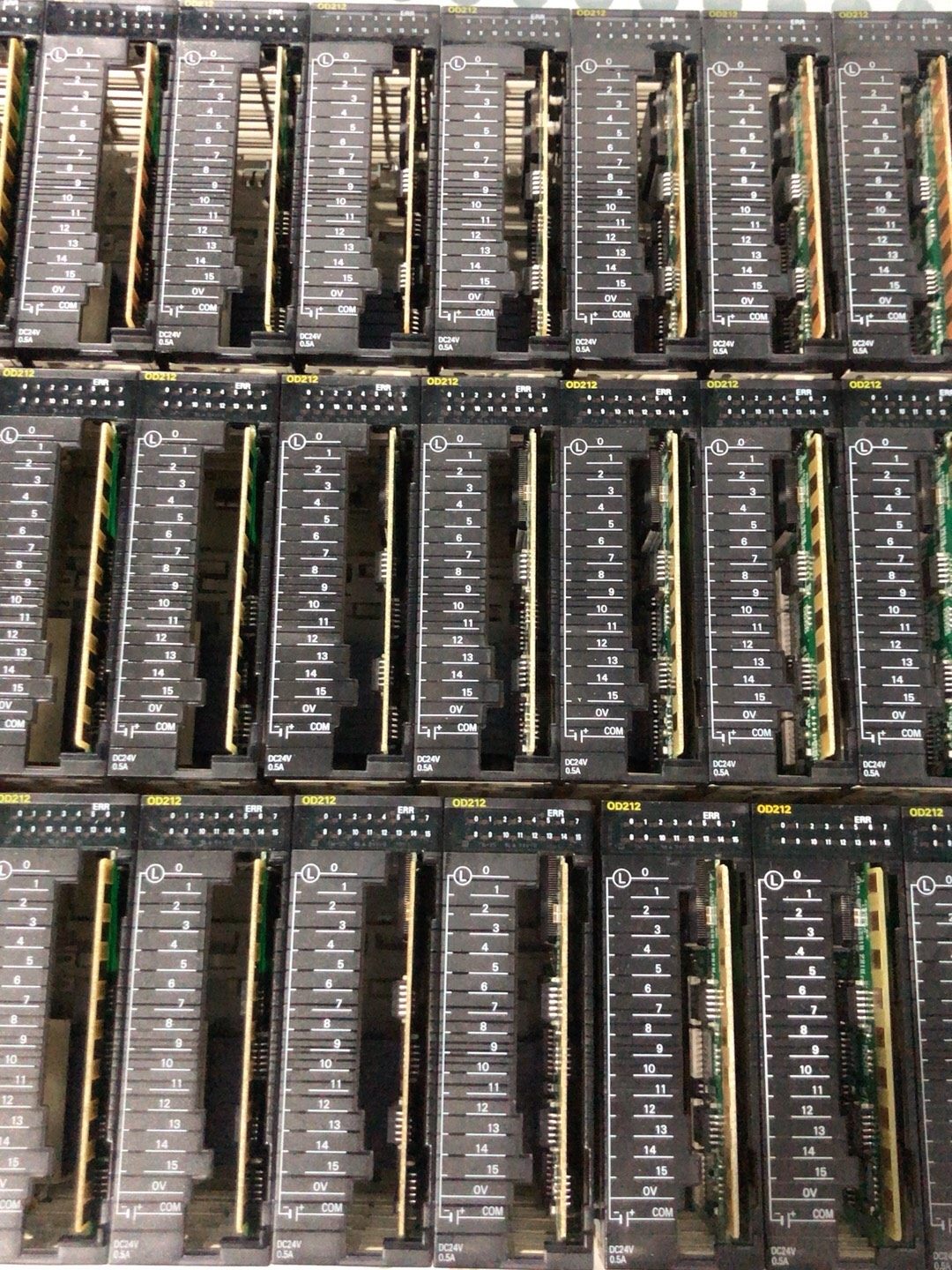 欧姆龙模块CJ1W-OD212，功能OK，质保一年，单价45