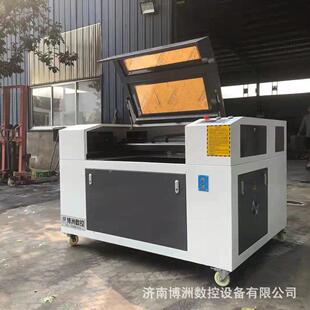 激光雕刻机1390激光裁床布料广告加工木板亚克力激光切割机