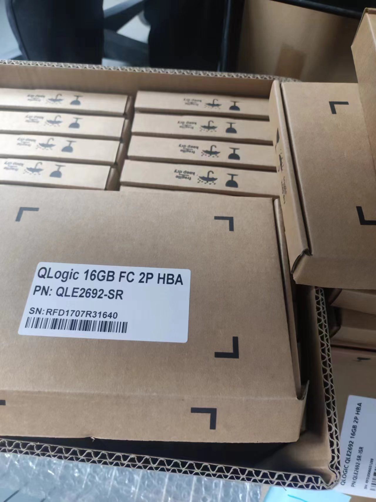 原装正品QLE2692-SR双口16gHBA光迁卡实物图确保