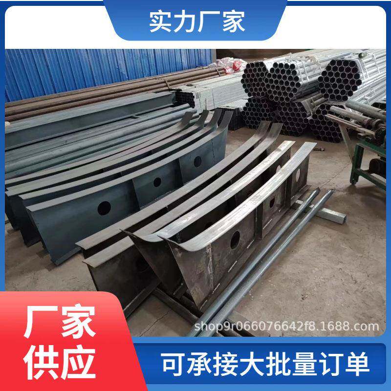 湖南立柱大梁汽车雨棚挑梁钢架焊接底漆膜结构材料抗冲击钢结构