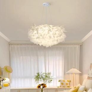 创意卧室吊灯温馨浪漫北欧ins少女房间灯饰现代餐厅灯花瓣卧室灯