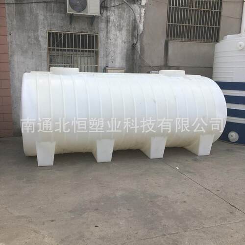 卧式水箱10吨耐酸碱化工运输罐10立方污水收集桶10吨洒水车水箱