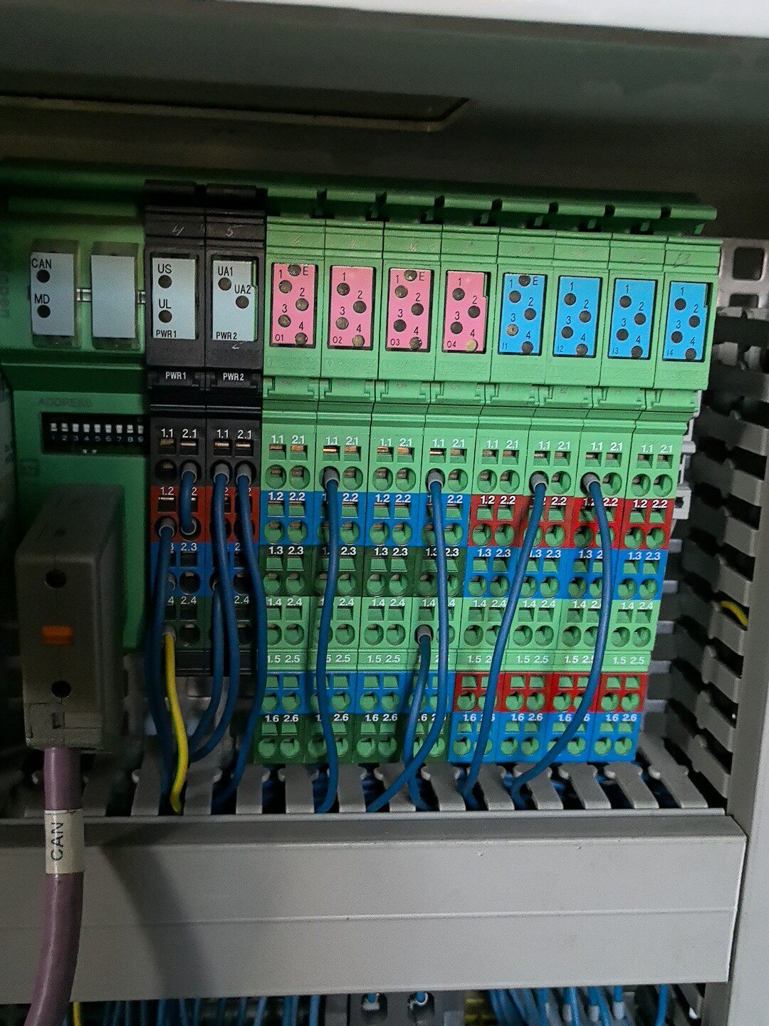 菲尼克斯 在位 PLC模块 ILB CO 24DI16 DO