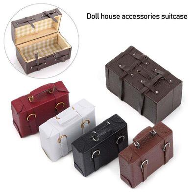 1pcs 1/12 Dollhouse Miniature Vintage Leather Wood Suitcase