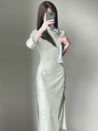 复古民国风素雅蕾丝印花长袖旗袍，2023年秋季年轻款少女修身长款