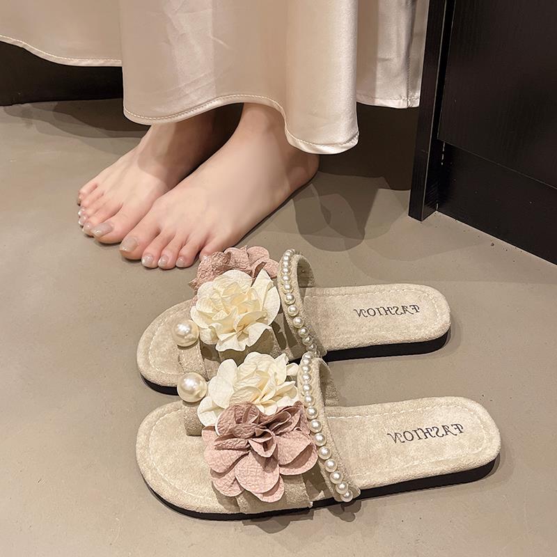拖鞋女夏外穿2025新款法式晚风配裙子绝美花朵珍珠套趾平底凉拖鞋