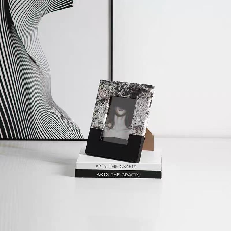 意式极简棕色灰皮纹相框样板房摆件室床头柜桌面创意卧2242131相