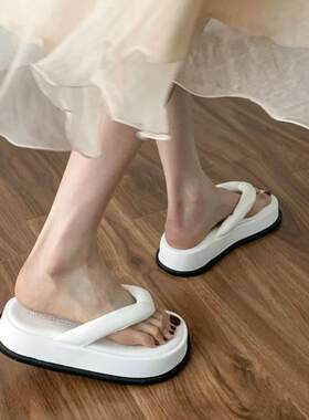 女士凉鞋拖夏季外穿厚底人字拖白色配裙子增感2025新款精致0327n