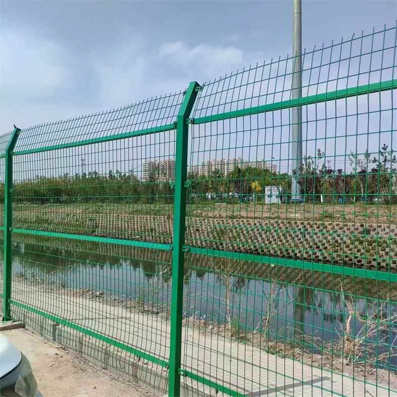 框架护栏网双边丝护栏网高速公路护栏养殖圈地围网果园铁丝防护网