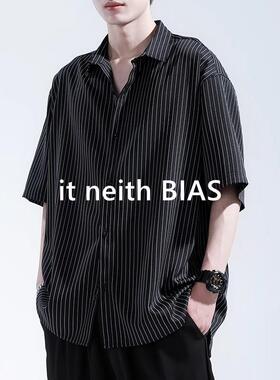 it neith BIAS夏季冰丝短袖衬衫男条纹薄款速干黑色高级休闲上衣