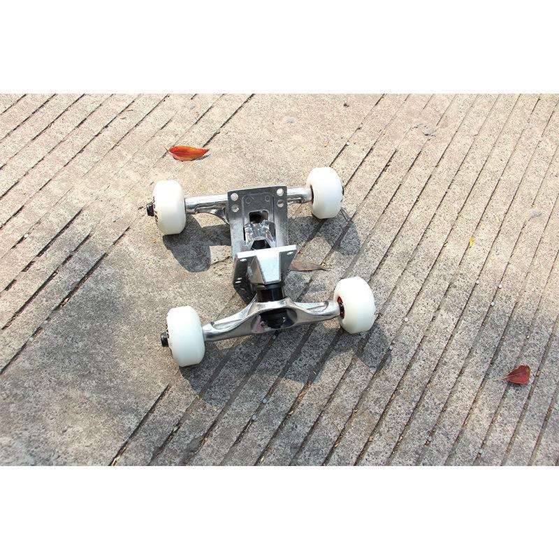 成人滑板桥双翘板5in支架5英寸52x30轮子101A高弹轮套餐