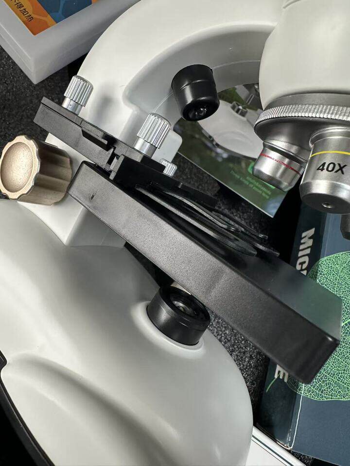 3月25日无锡【F2302】单位库房清理处置高倍高清光学仪器设备显微镜一台网络拍卖公告