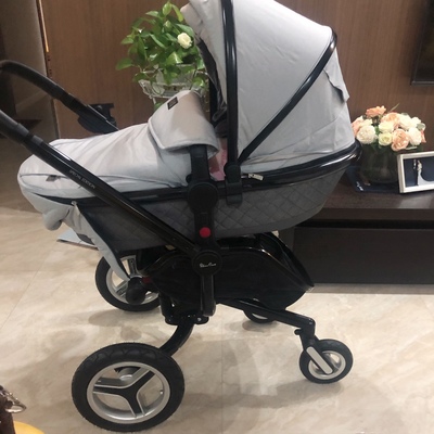 使用对比silvercross婴儿推车Surf Surf Signature和Wing哪个好?评测具体区别是?