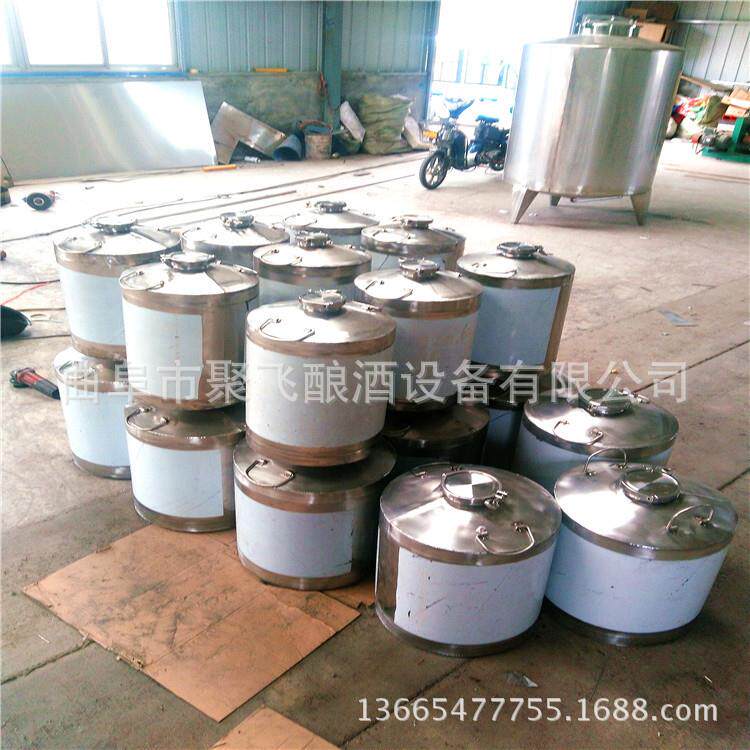现货直销不锈带锁扣密封桶 多50升功发酵桶 用家物能料储钢物墙角