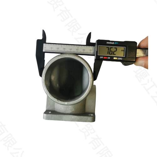 康明斯工程机械6BT5.9发动机 6D102进气过渡管 4943894
