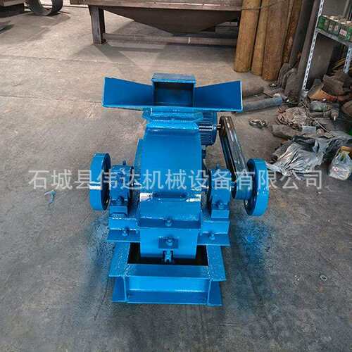 源头工厂小型重锤式冲击破碎PC1000×800矿用50-70t/h锤式打砂机