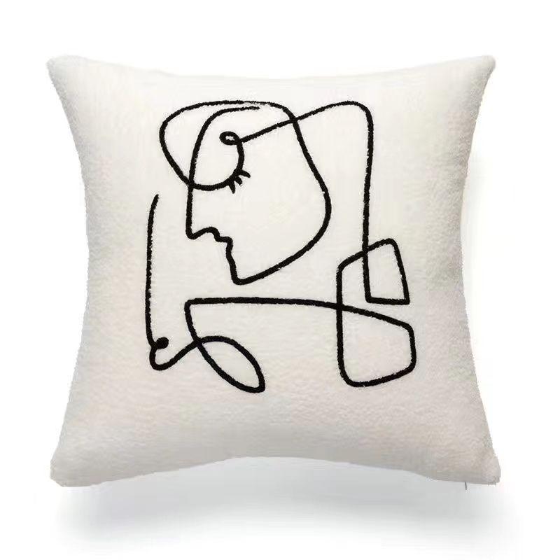 北欧棋盘飘窗沙发靠垫奶油抱枕