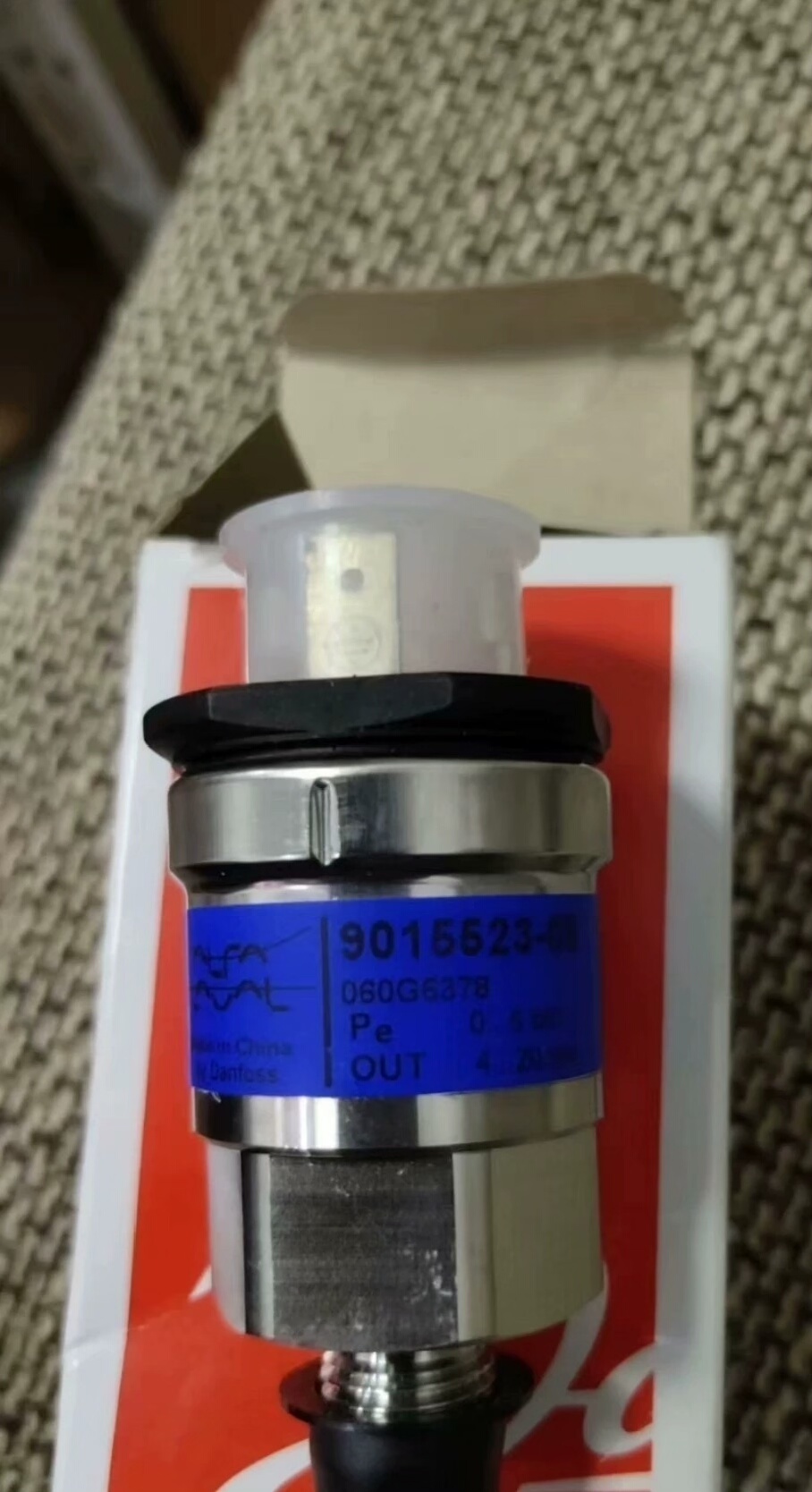 阿法拉伐分油机压力传感器，型号9015523-05，060G