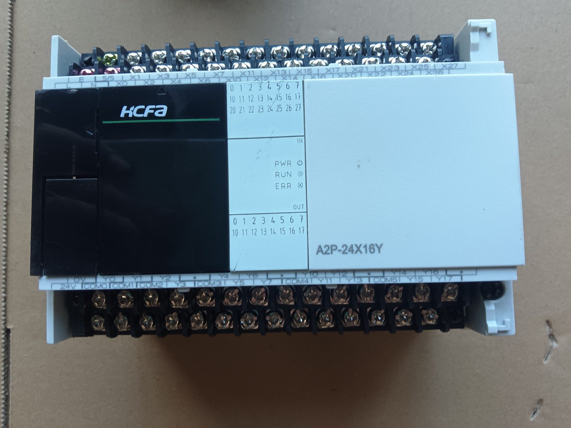 A2P-24X16Y，禾川plc实物图包好