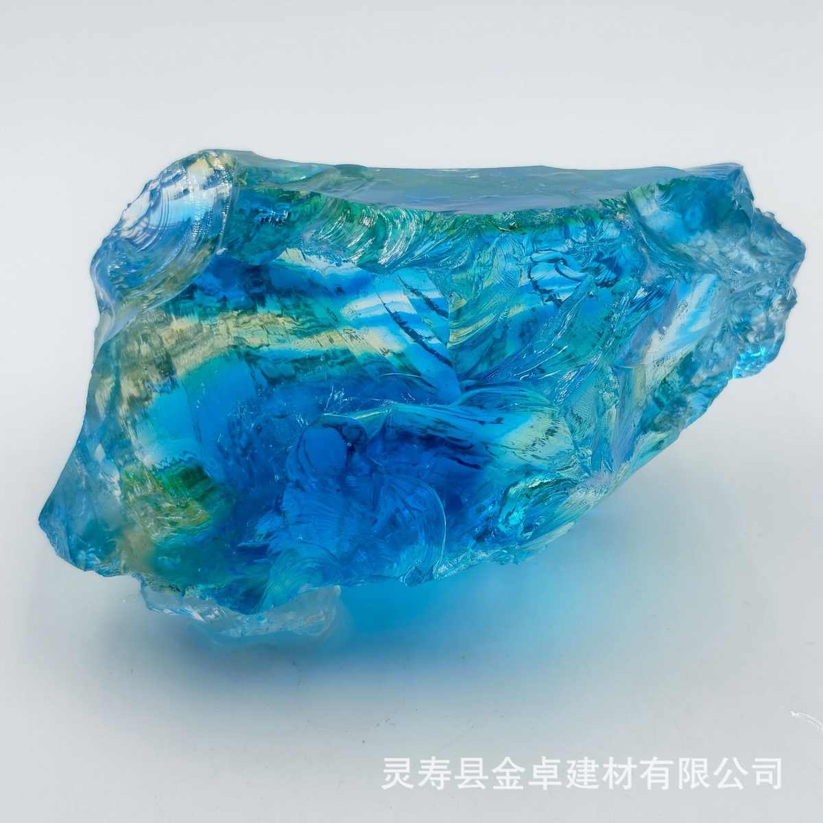 厂家批发多彩玻璃块碎石不规则透明大琉璃石造景装饰用彩色玻璃石