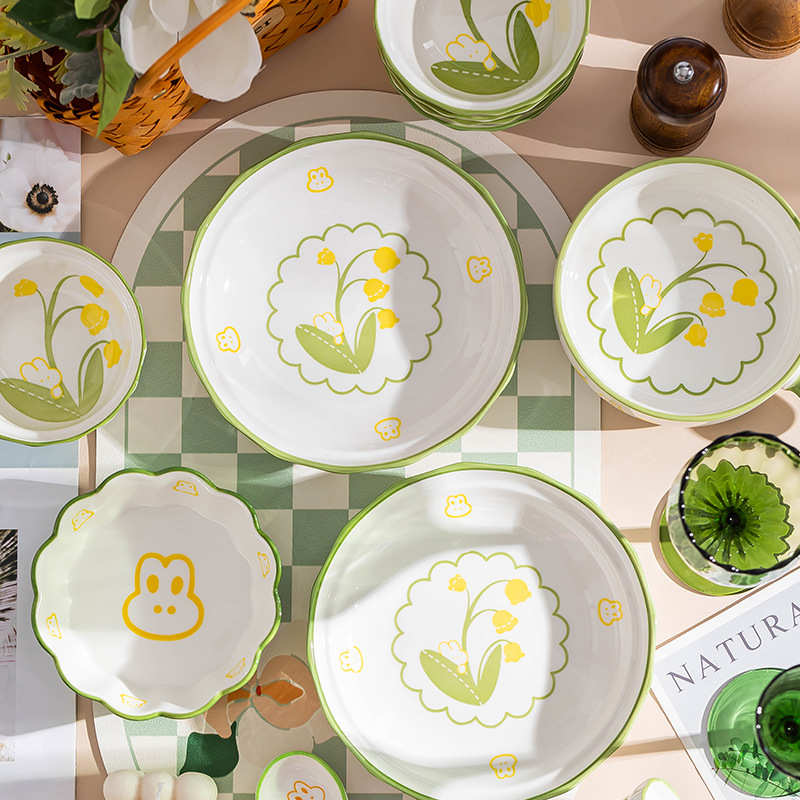 可爱陶瓷碗碟套装家用餐具铃兰花创意家用米饭碗大汤碗菜盘子批发