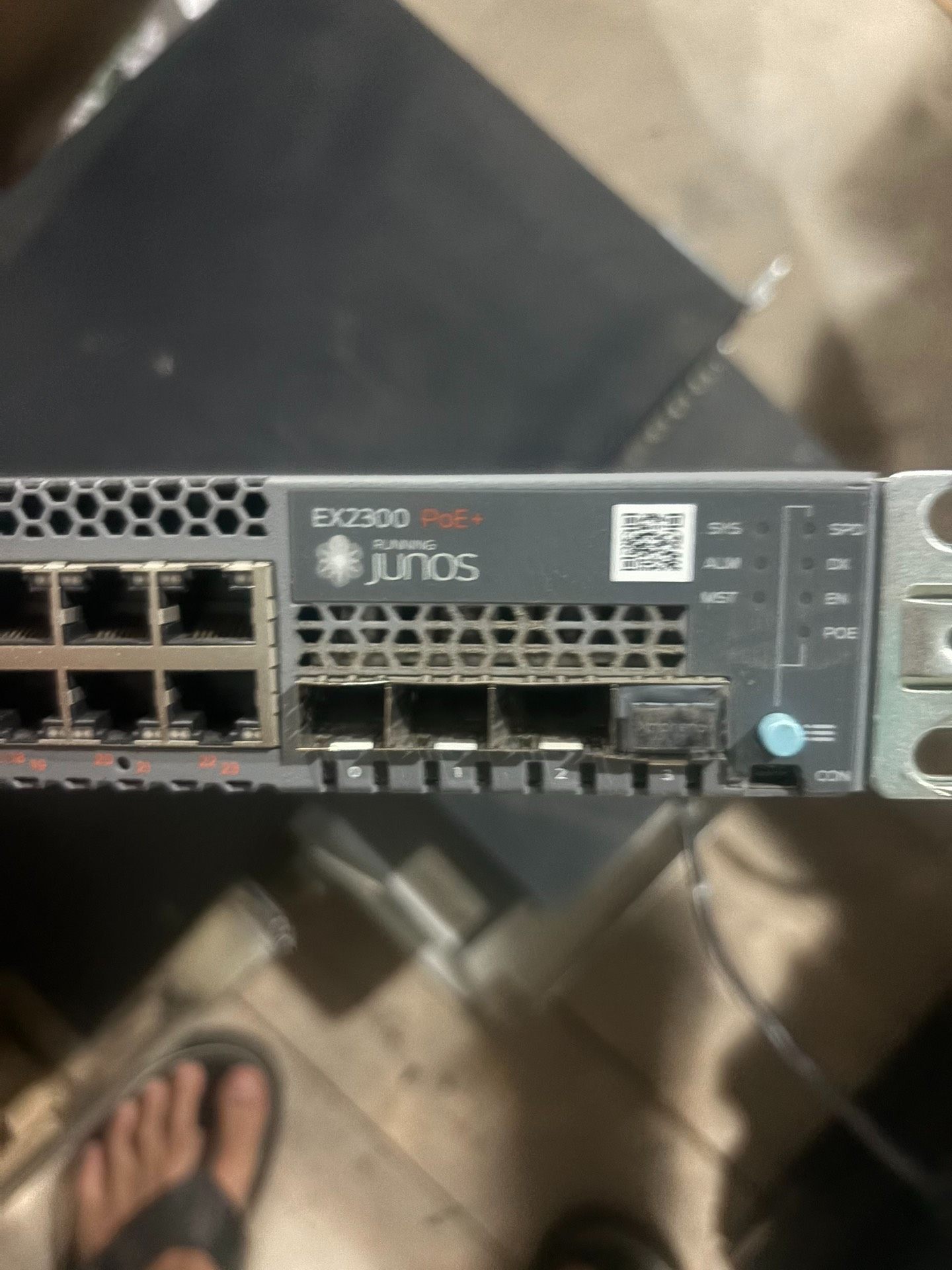 Juniper EX2300 议价出