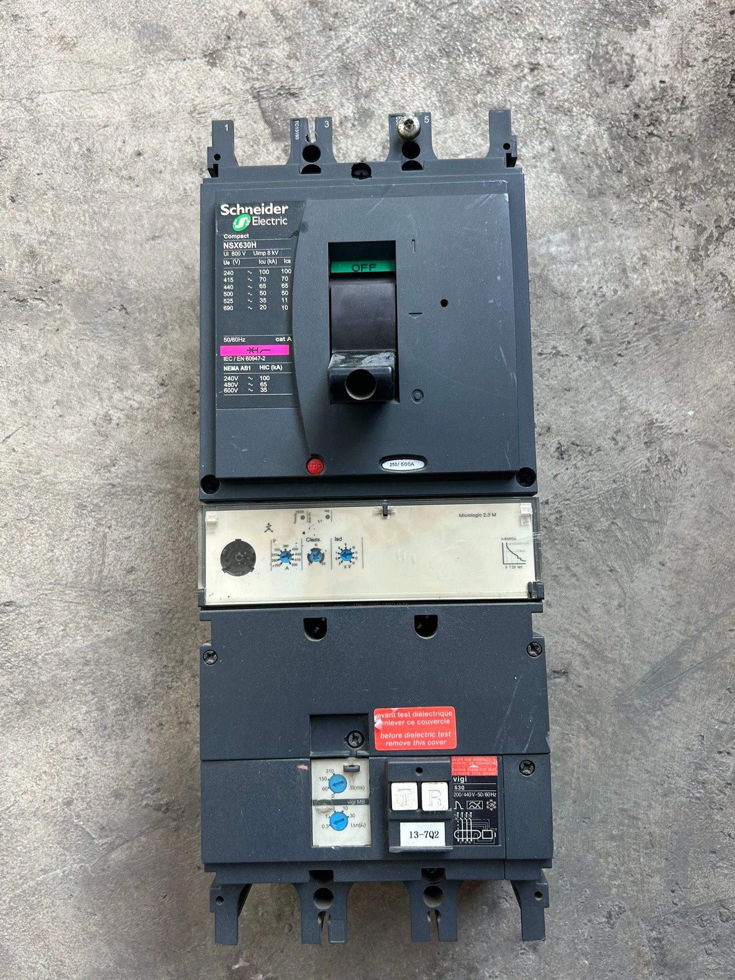 #施耐德 NSX630H  3P500A 漏电保护器 塑壳断