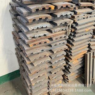 颚式 破碎机配件高锰钢鄂板齿板牙板量大从优耐磨鄂板牙板硬质合金