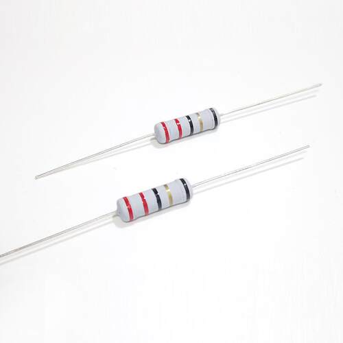 2W直插绕线电阻器5%碳膜保险丝0.1R1Ω12欧22Ω33R47R51R68欧100R