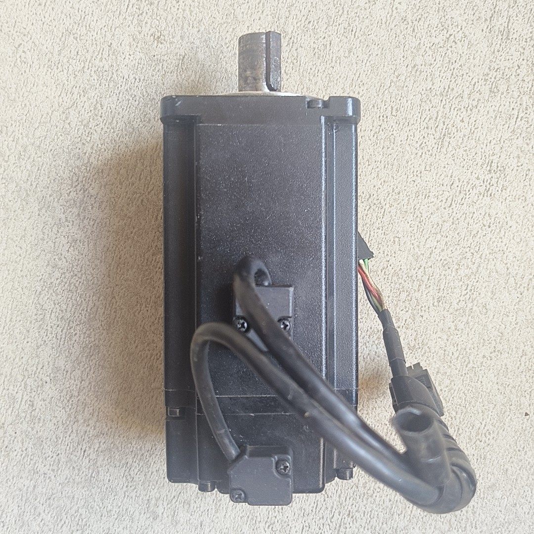 台达伺服电机ECMA-C10807RH，功率0.75KW，正