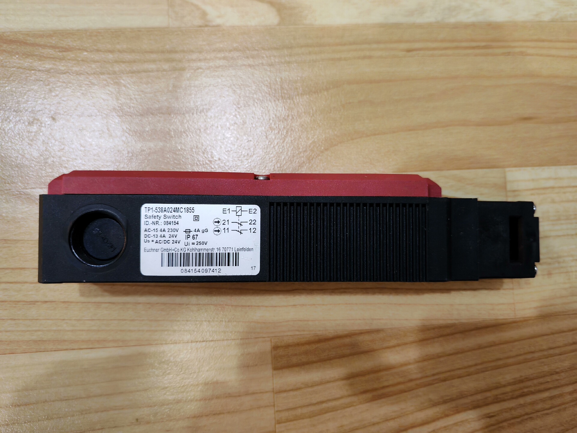 一个euchner门锁TP1-538A024MC1855