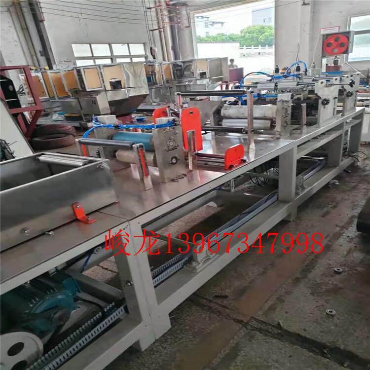 1生产家用拖把湿巾机器加工一次性拖把吸尘纸设备厂家
