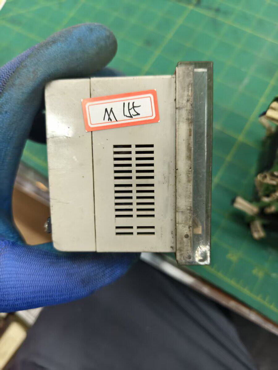 5月31日无锡【M155】单位淘汰报废处置OMRON工控配件拆机12台网络拍卖公告