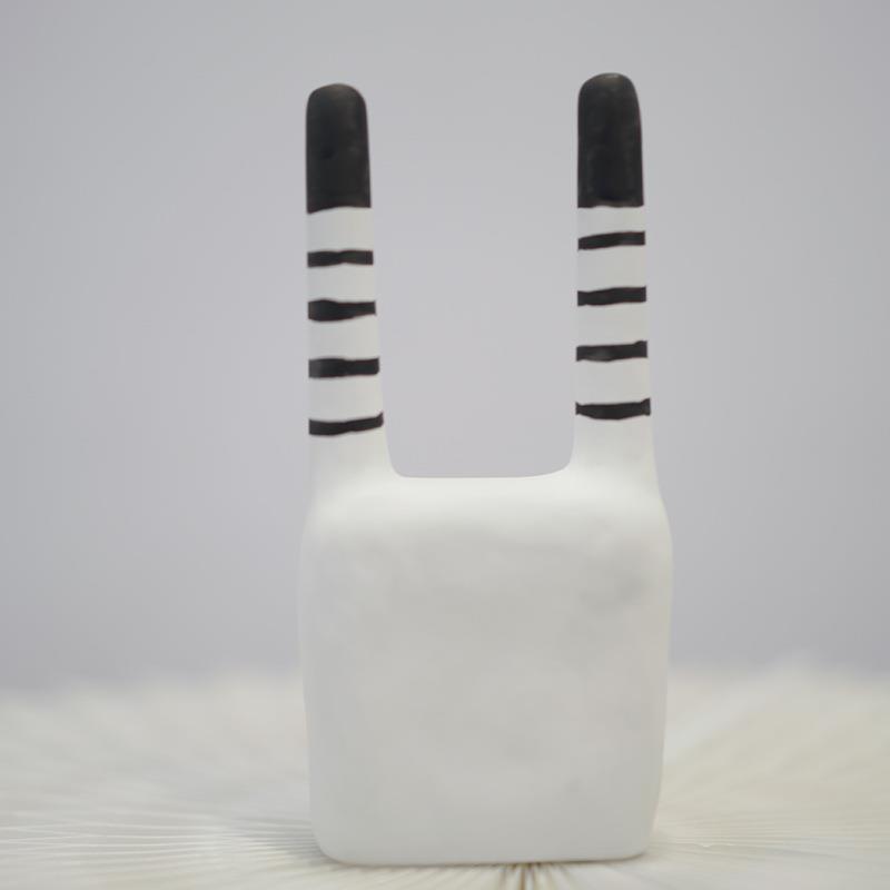 代简约陶瓷摆件几何异形工112艺品样板房玄关客厅酒软柜现陶瓷饰