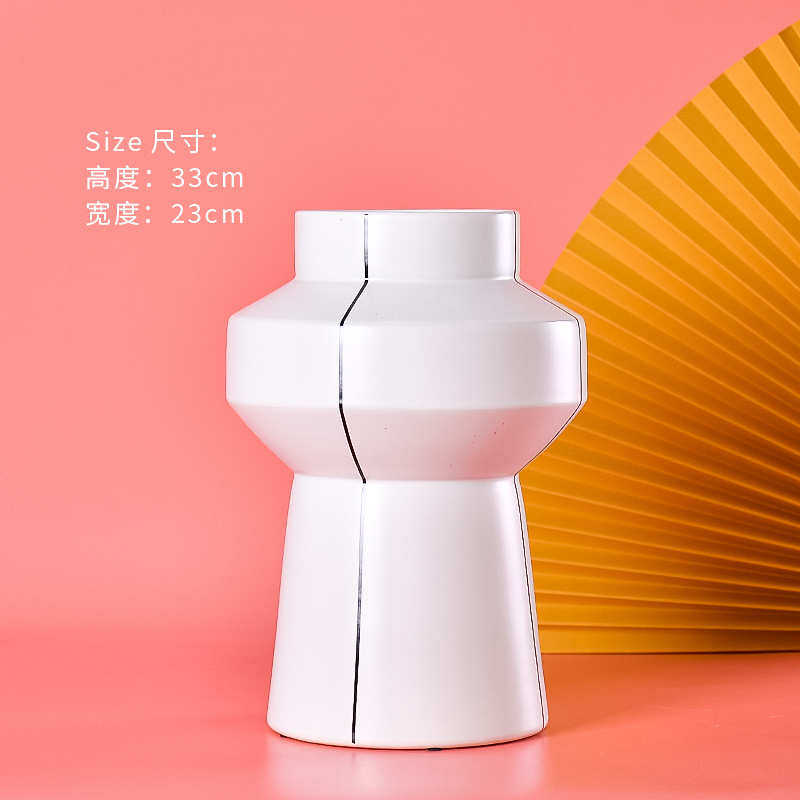 红摆件简约客厅花瓶白色陶瓷插花网北欧干花现代创意装饰家居