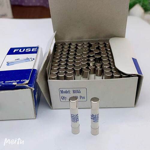 电子保险丝R055 5*25电流保险管小型保险管快速熔断器电子元器件