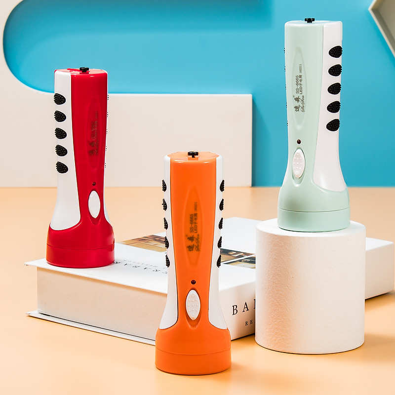 5灯珠手电筒强光充电长续航led小便捷家用手握式老人用实体店批发