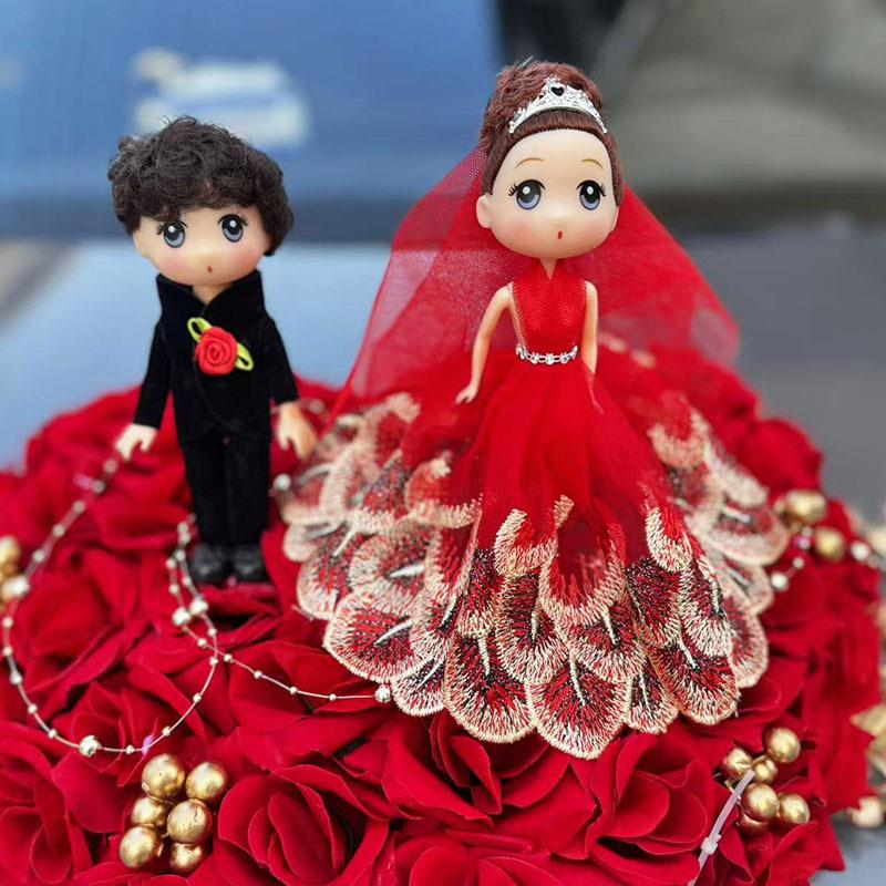 婚车娃娃一对插件结婚装饰用品情侣婚纱公仔对婚车花小人娃娃玩偶