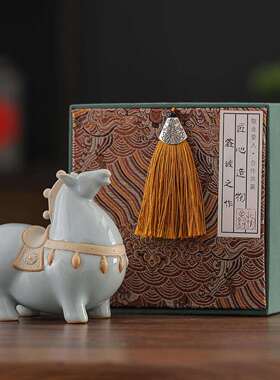 马到功公摆件陶红色招财唐马工成瓷艺创意中YA56YXY1式客厅办室家
