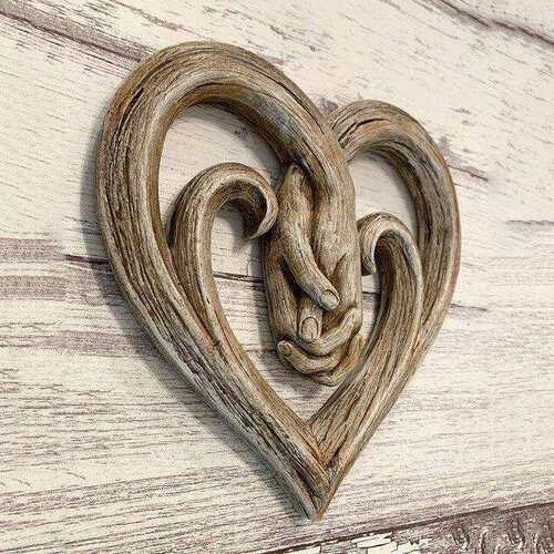 Heart Holding Hands Wall Decor心牵手墙装饰爱心墙壁挂饰木质