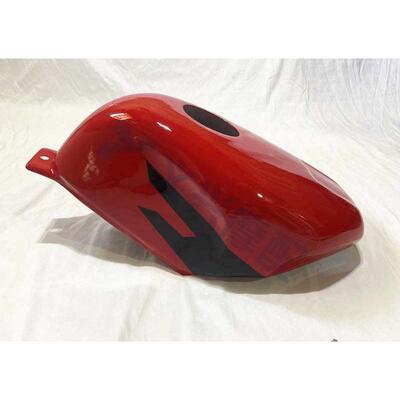 NSR250 三仔油箱壳 P3油箱罩 3仔油箱盖 现货 颜色可以提供