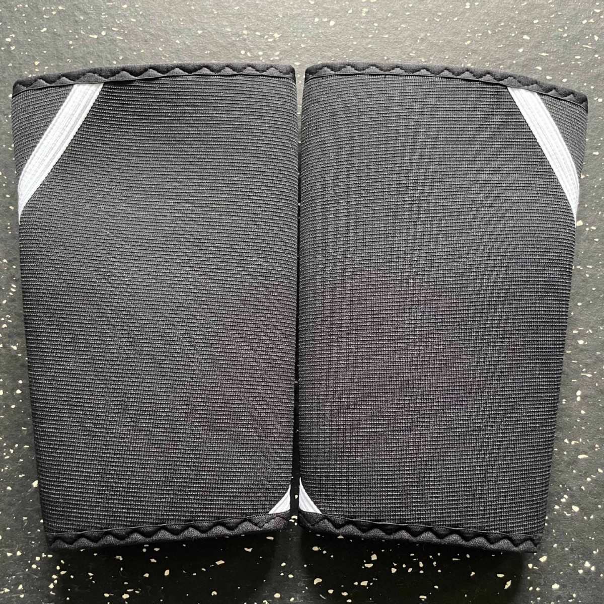 运动护膝5mmCR深蹲举重护膝力量训练四面弹力面料Neoprene