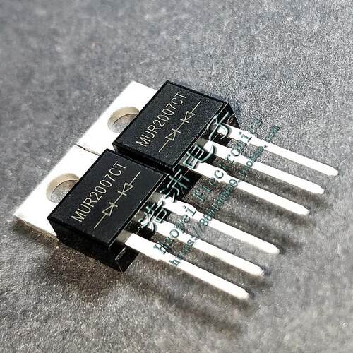 MUR2007CT 20A/700V TO-220 共阴极 快速恢复二极管 全新现货
