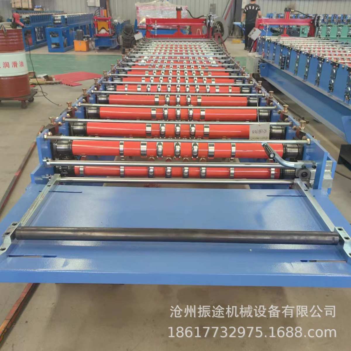 定制836型波纹瓦压瓦机彩钢圆弧瓦生产设备836圆弧波纹压瓦机