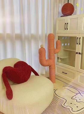 红色爱心抱枕沙发客厅靠枕结婚房床上用靠背女神生日礼物心形靠垫