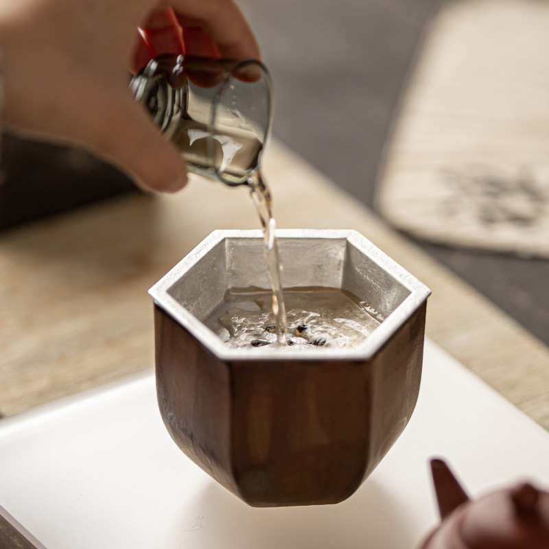 高档水盂水洗桌面茶渣缸陶瓷六角建水带锡盖茶洗茶具创意家用笔洗