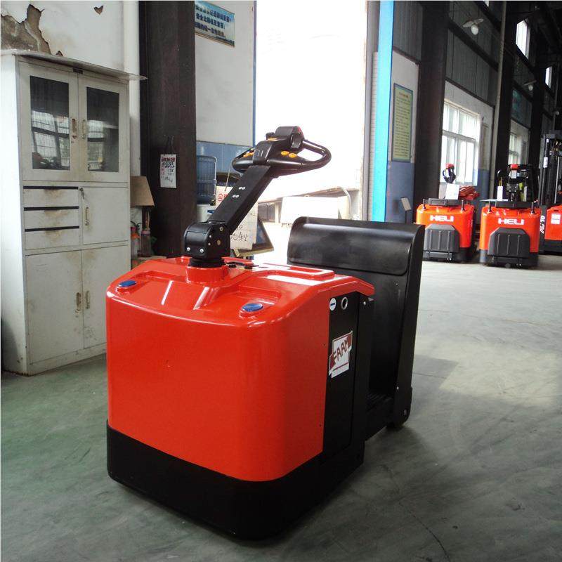 QYD30-480座驾式3.5吨牵引车可4.5吨动电牵搬运车定QY引D35